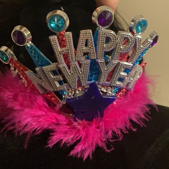 Happy New Year ๐๐ crown feather headpiece hair accessory turquoise pink purple - Picture 8 of 8